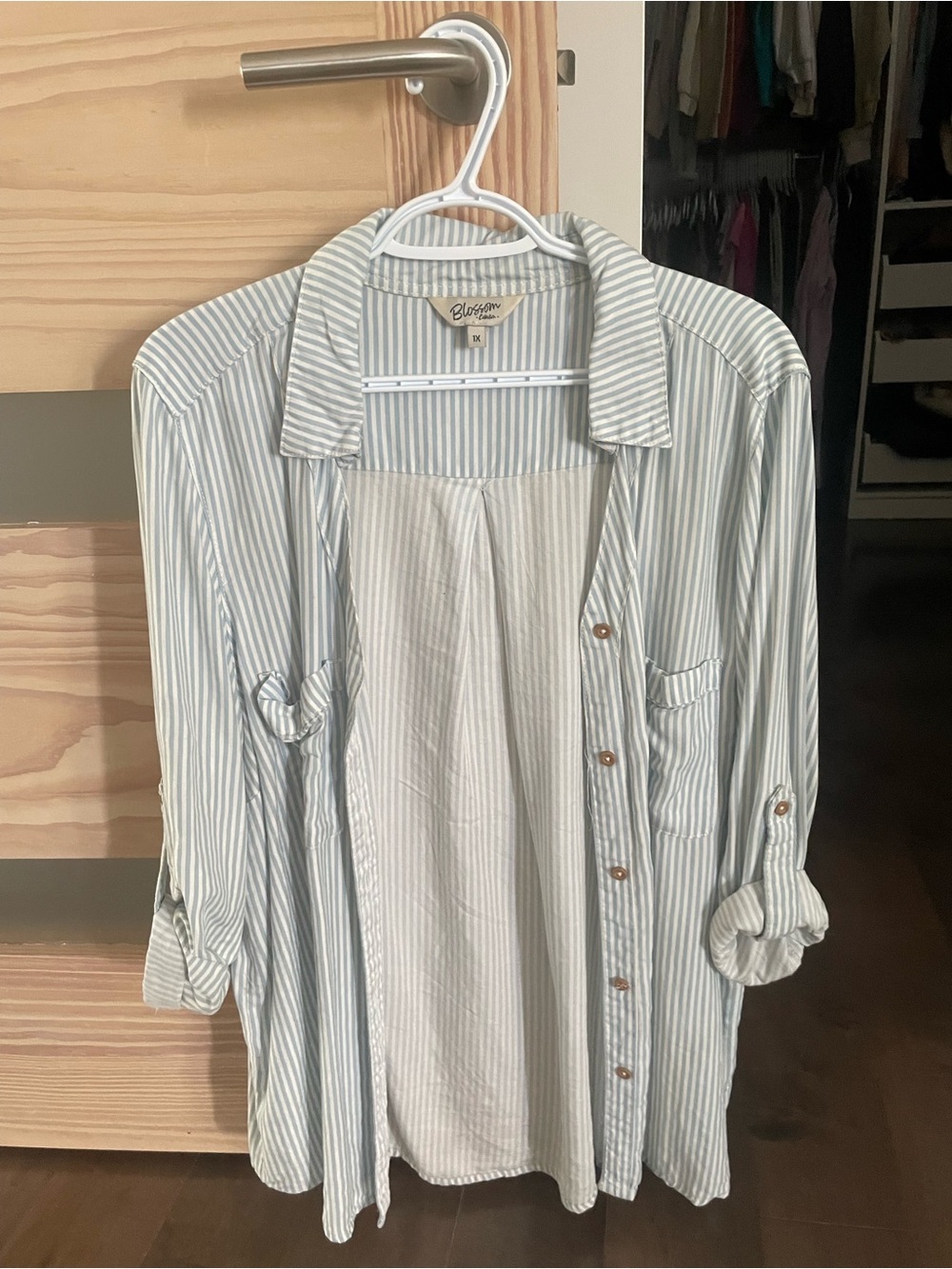 Oversized Light Blue & White Striped Women’s Button-Up Shirt - 1XL